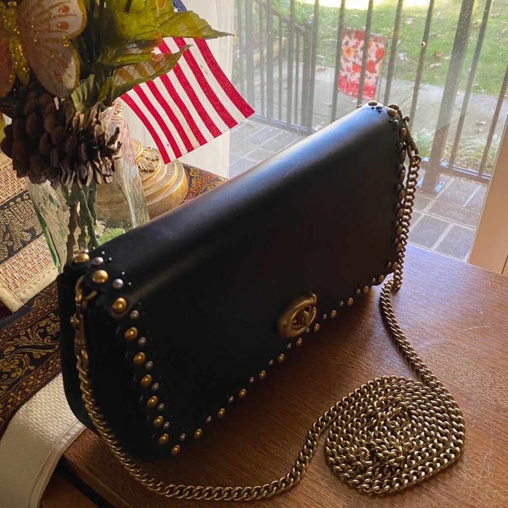 Coach crossbody - Picture 4 of 11